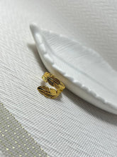 Leaf Style Ring